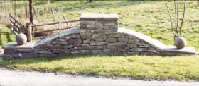 32.1 falkenroth bachmauer.jpg