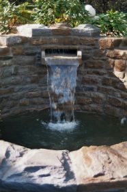 12 Neuhaus brunnen (1).JPG