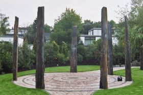 38 ocker Steinkreis.JPG